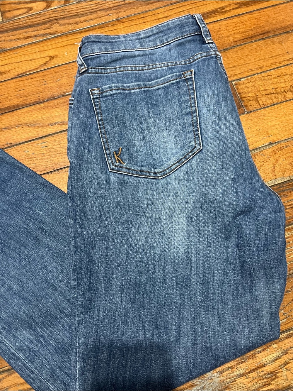 Kut from the Kloth Slim Straight Blue Denim Jeans size 6